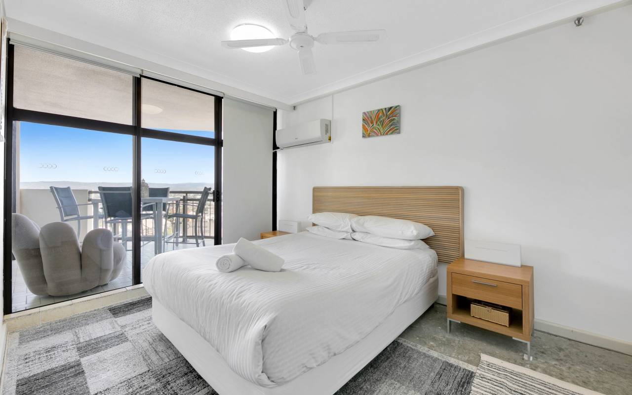 2209/18 Hanlan Street, Surfers Paradise, Qld 4217 AU