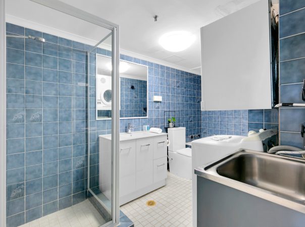 2209/18 Hanlan Street, Surfers Paradise, Qld 4217 AU