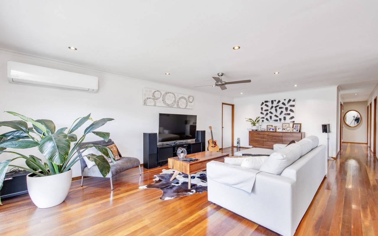 171 Rio Vista Boulevard, Broadbeach Waters, Qld 4218 AU