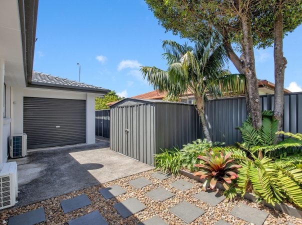 171 Rio Vista Boulevard, Broadbeach Waters, Qld 4218 AU
