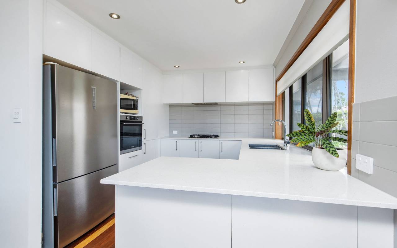 171 Rio Vista Boulevard, Broadbeach Waters, Qld 4218 AU