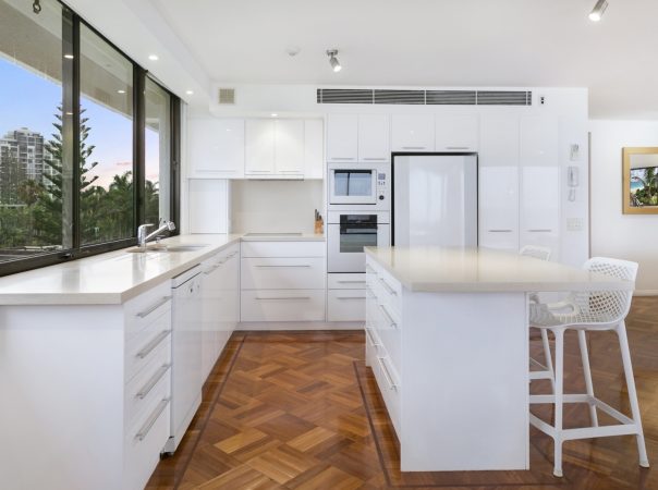 5/3 Garfield Terrace, Surfers Paradise, QLD 4217 AU