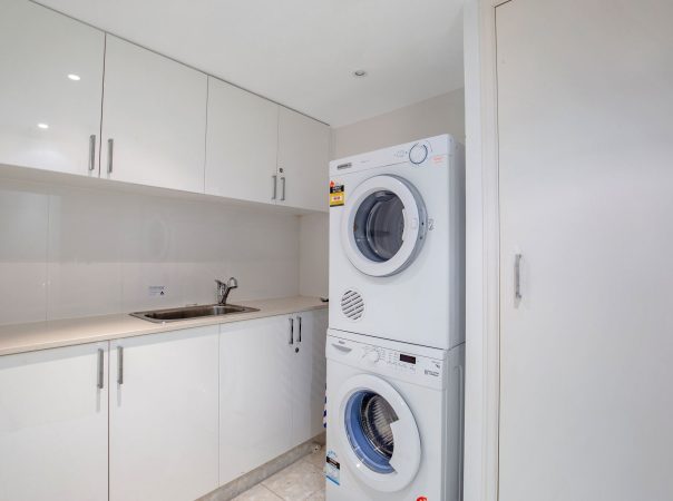 5/3 Garfield Terrace, Surfers Paradise, QLD 4217 AU