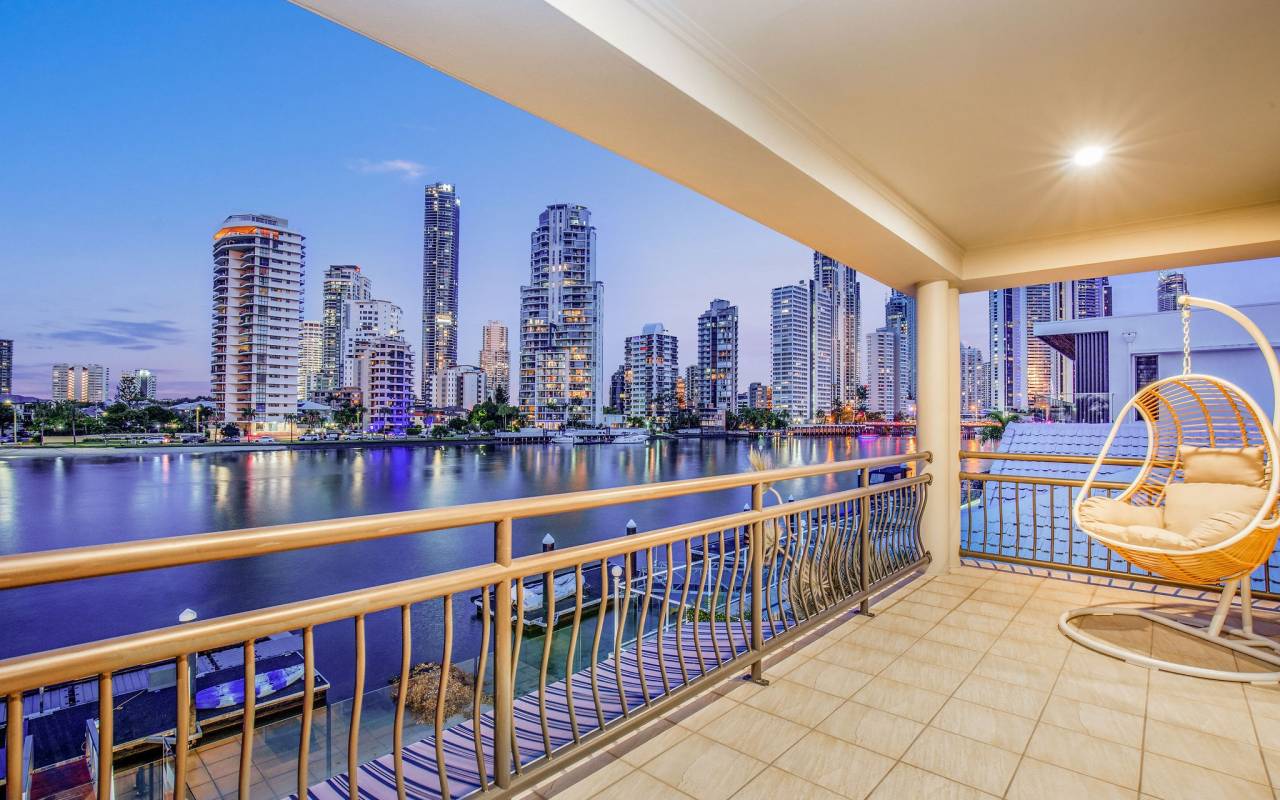 61 Stanhill  Drive, Surfers Paradise, QLD 4217 AU