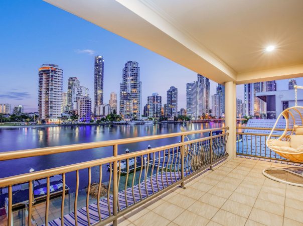 61 Stanhill  Drive, Surfers Paradise, QLD 4217 AU