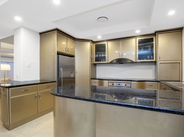 61 Stanhill  Drive, Surfers Paradise, QLD 4217 AU