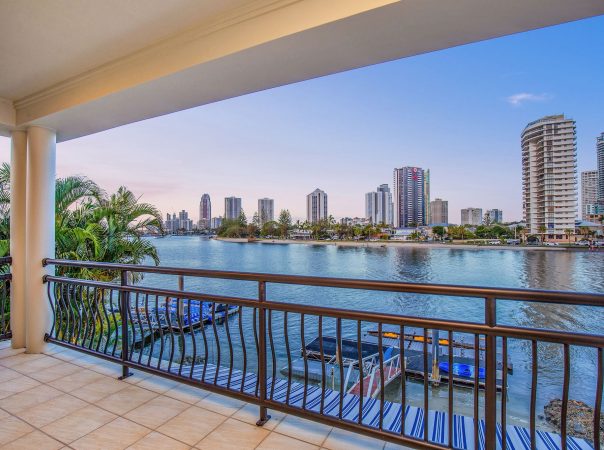 61 Stanhill  Drive, Surfers Paradise, QLD 4217 AU