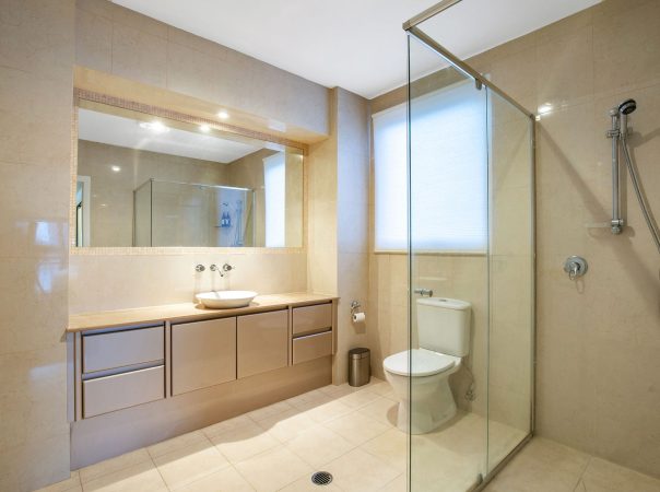 61 Stanhill  Drive, Surfers Paradise, QLD 4217 AU