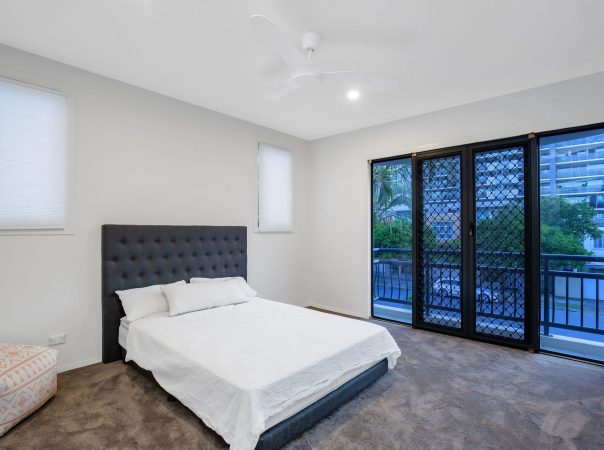 61 Stanhill  Drive, Surfers Paradise, QLD 4217 AU