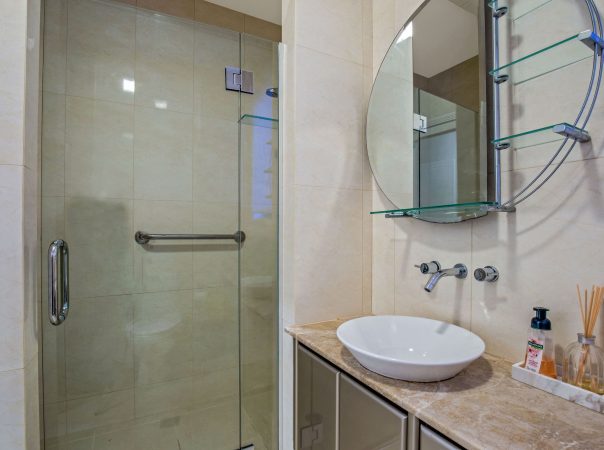 61 Stanhill  Drive, Surfers Paradise, QLD 4217 AU
