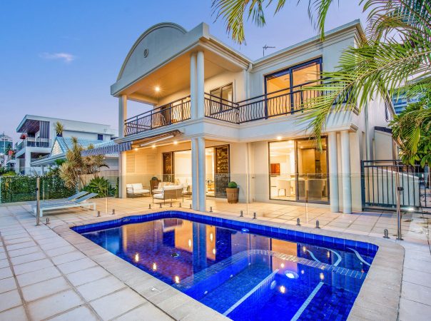 61 Stanhill  Drive, Surfers Paradise, QLD 4217 AU