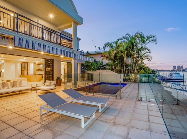 61 Stanhill  Drive, Surfers Paradise, QLD 4217 AU