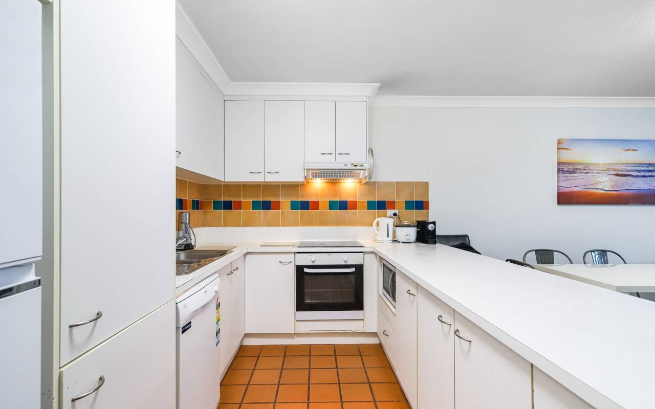18/26 Old  Burleigh Road, Surfers Paradise, QLD 4217 AU