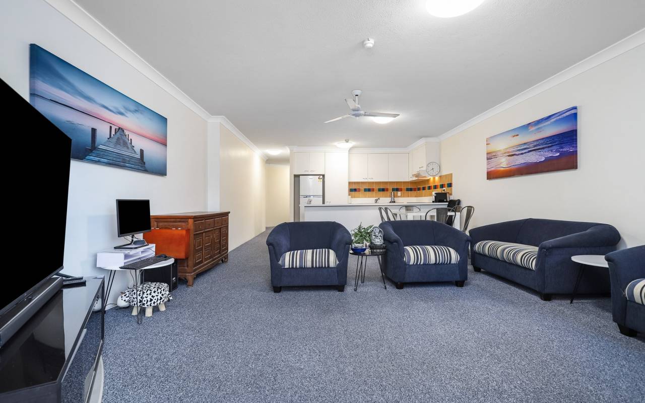 18/26 Old  Burleigh Road, Surfers Paradise, QLD 4217 AU