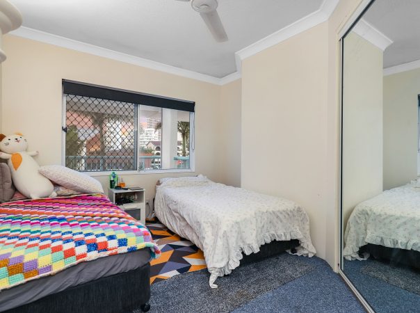 18/26 Old  Burleigh Road, Surfers Paradise, QLD 4217 AU