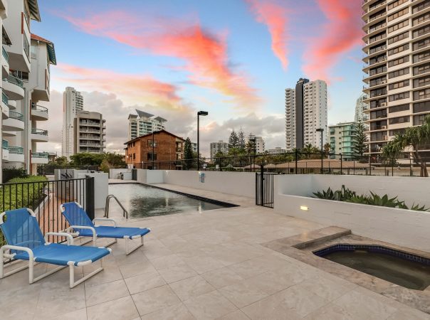 18/26 Old  Burleigh Road, Surfers Paradise, QLD 4217 AU