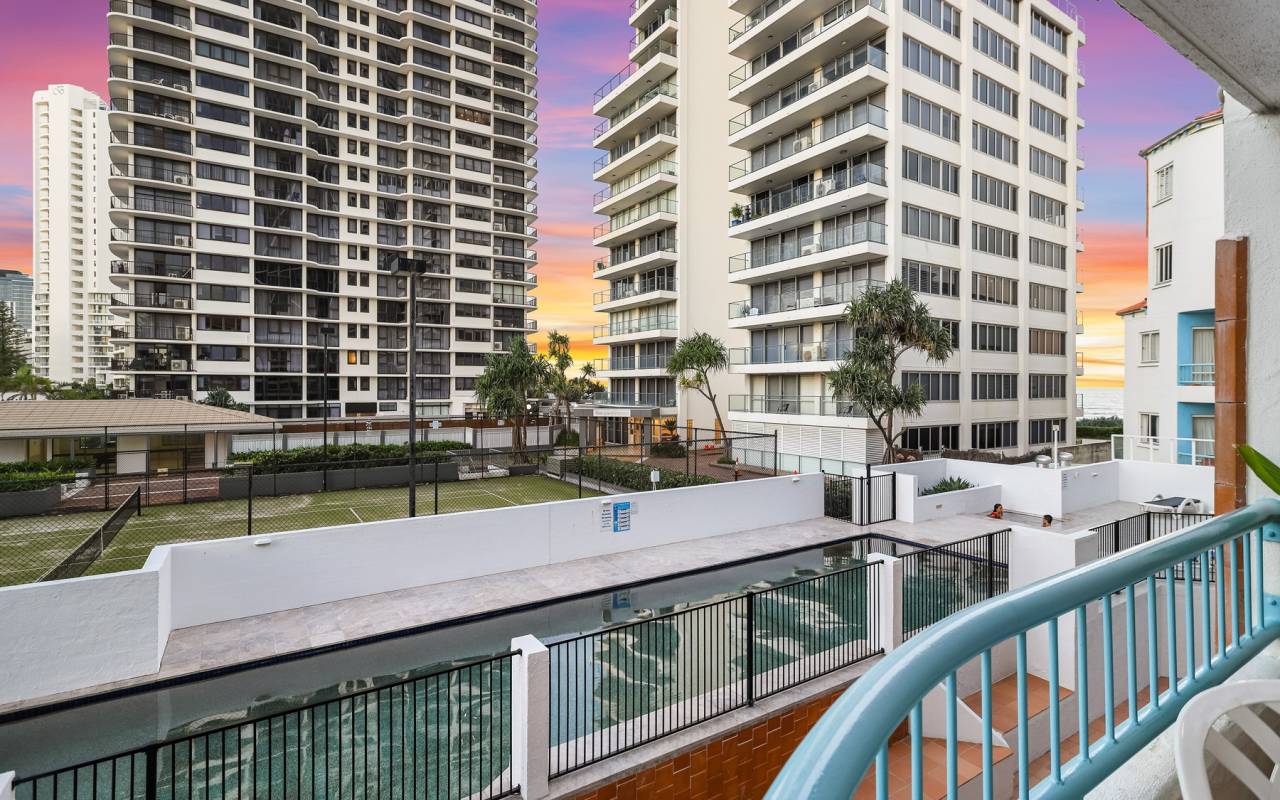 18/26 Old  Burleigh Road, Surfers Paradise, QLD 4217 AU
