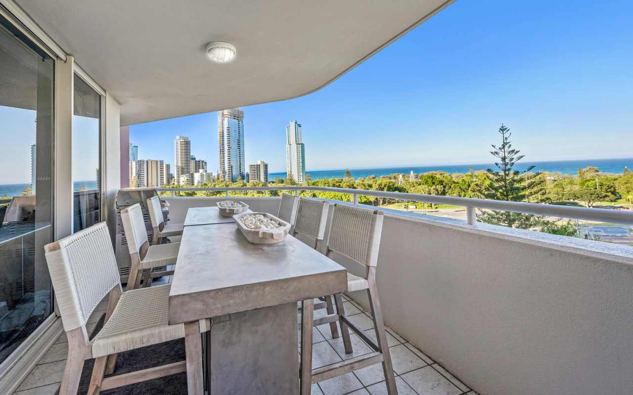 37/12 Commodore Drive, Paradise Waters, QLD 4217 AU