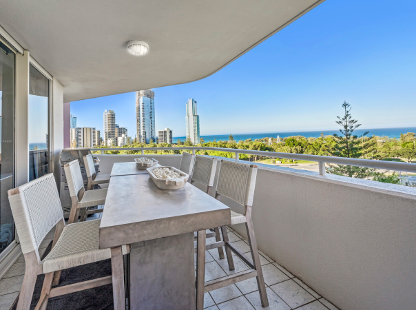 37/12 Commodore Drive, Paradise Waters, QLD 4217 AU