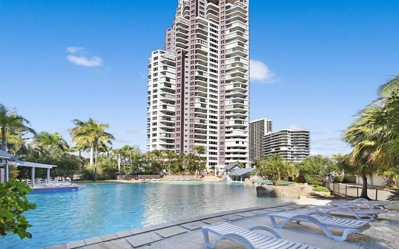 37/12 Commodore Drive, Paradise Waters, QLD 4217 AU