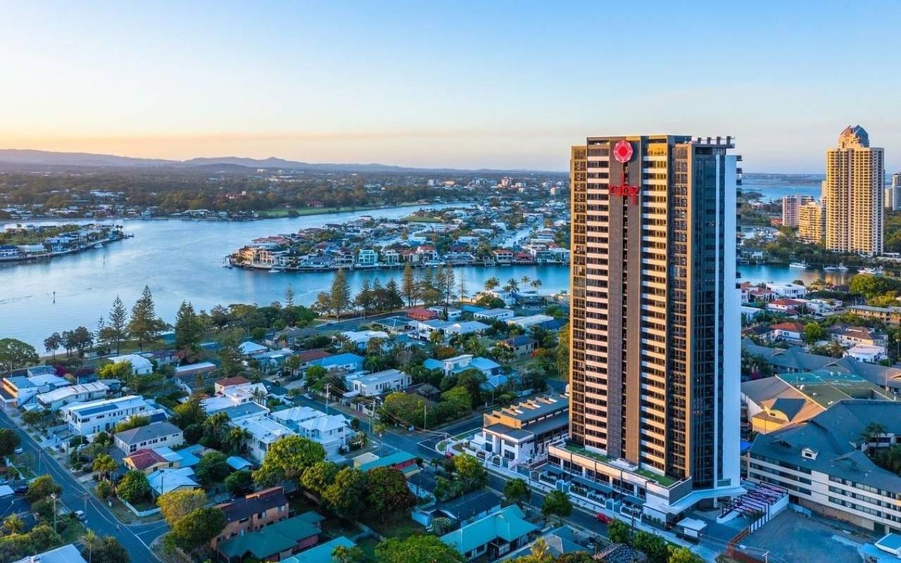 110/9 Norfolk Avenue, Surfers Paradise, Qld 4217 AU