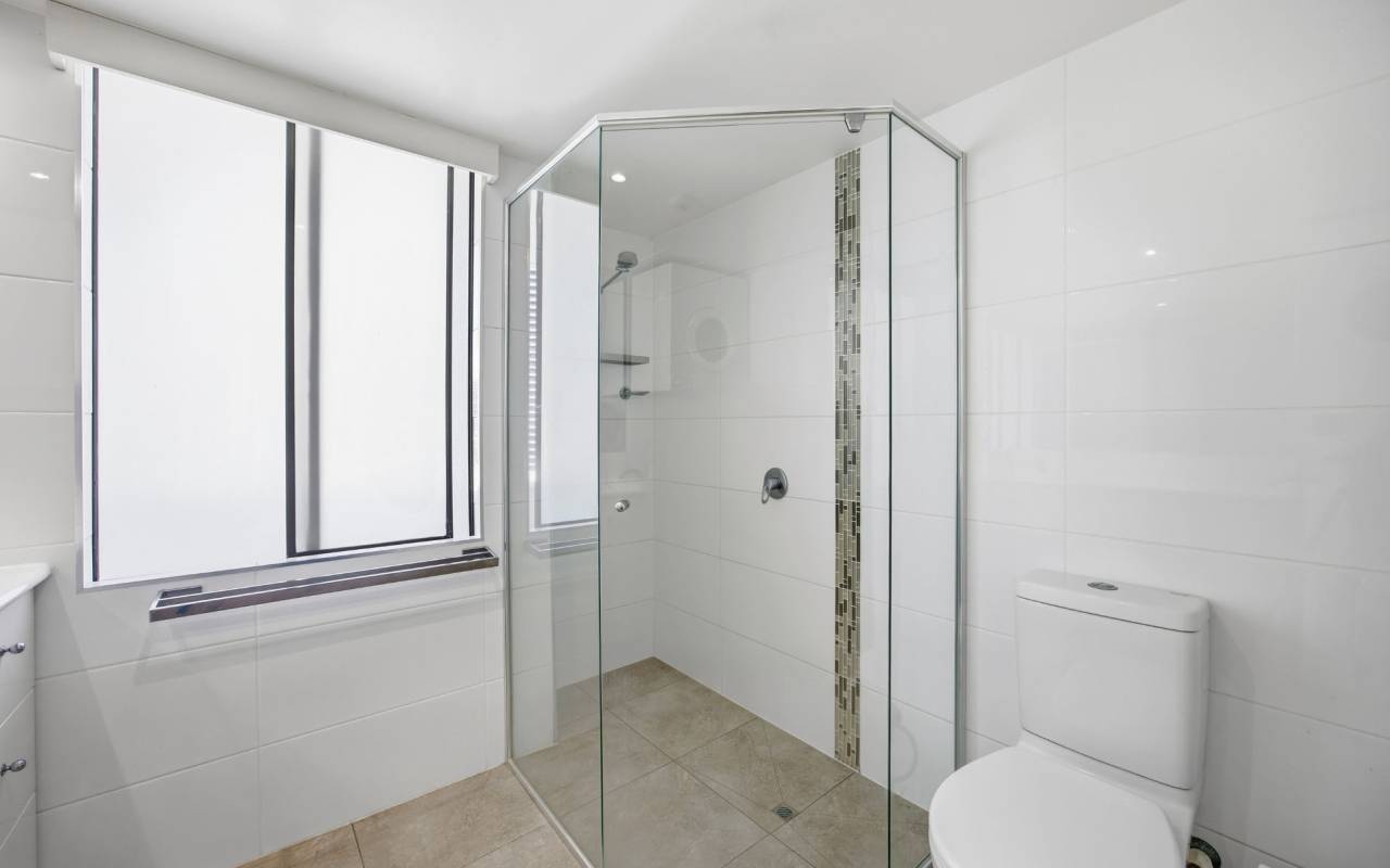 1301/8 Albert Avenue, Broadbeach, Qld 4218 AU