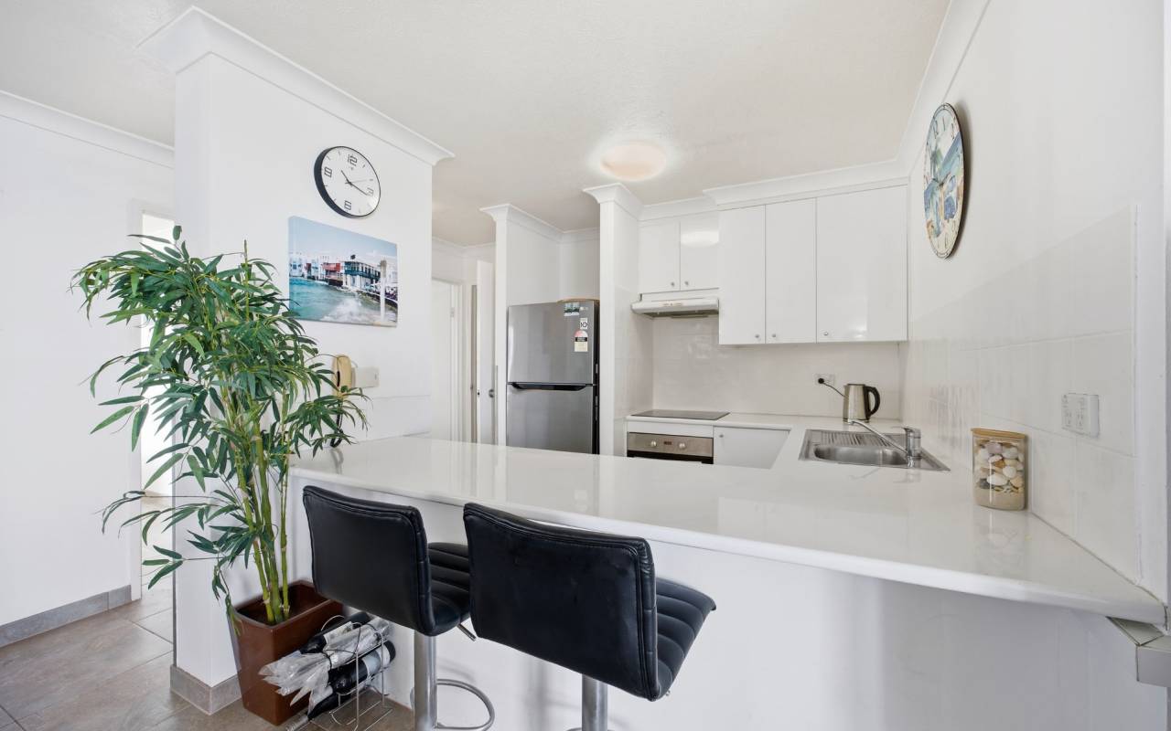 1301/8 Albert Avenue, Broadbeach, Qld 4218 AU