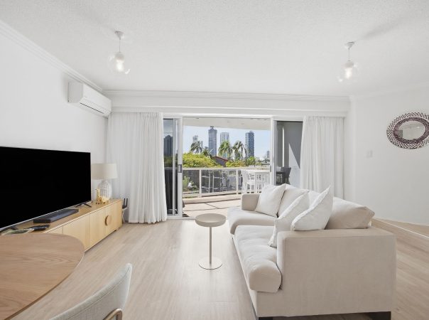 15/96-98 Stanhill Drive, Chevron Island, QLD 4217 AU