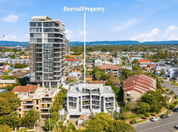 15/96-98 Stanhill Drive, Chevron Island, QLD 4217 AU