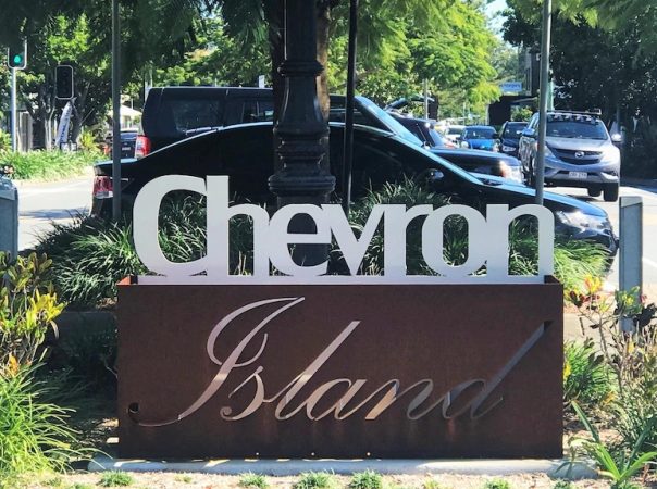 15/96-98 Stanhill Drive, Chevron Island, QLD 4217 AU