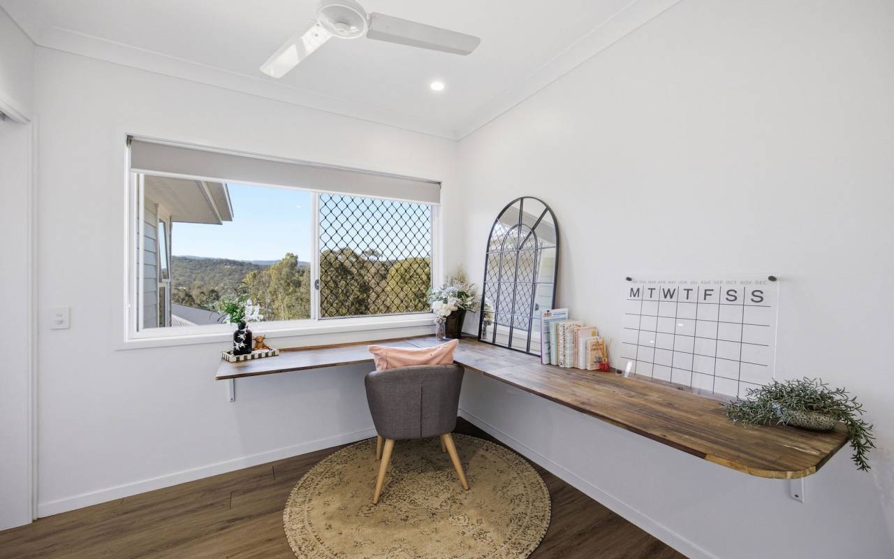 18 Regal Drive, Canungra, QLD 4275 AUSTRALIA