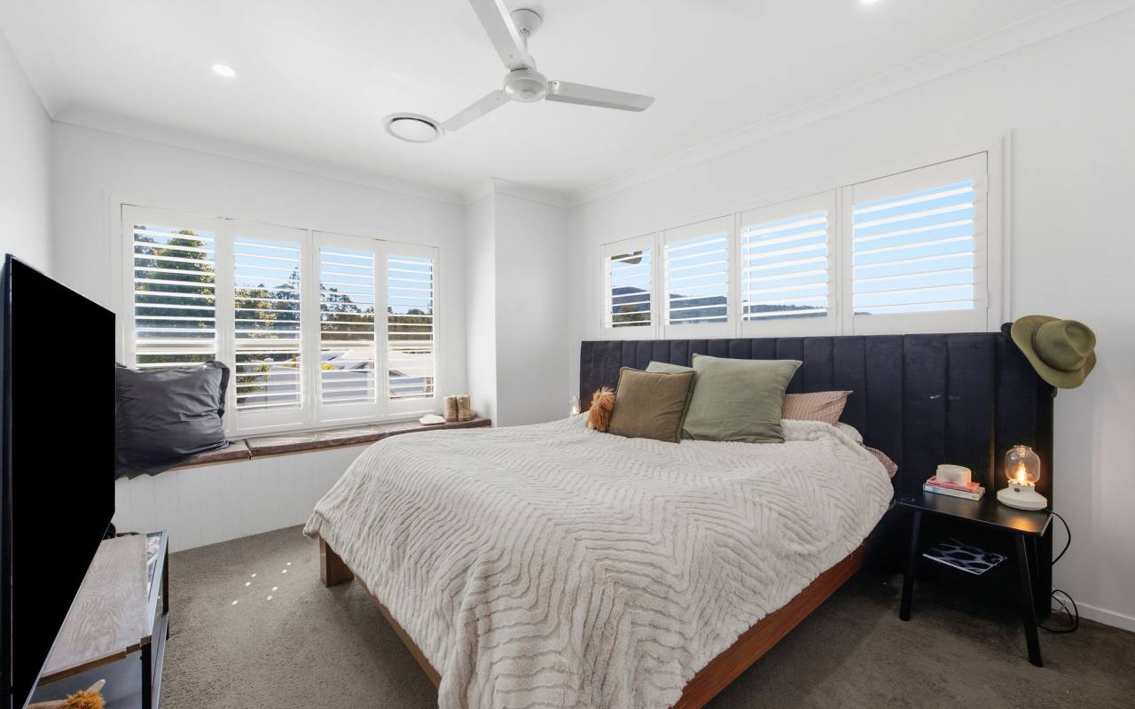 18 Regal Drive, Canungra, QLD 4275 AUSTRALIA
