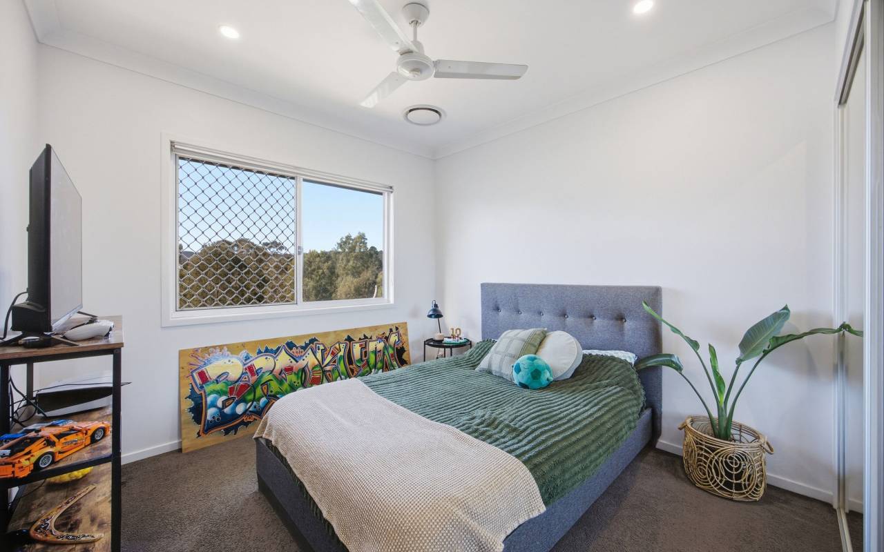 18 Regal Drive, Canungra, QLD 4275 AUSTRALIA