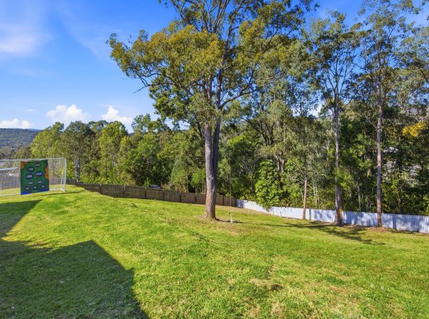 18 Regal Drive, Canungra, QLD 4275 AUSTRALIA